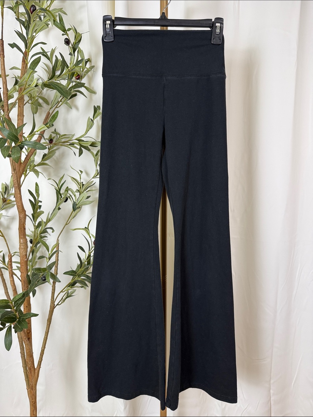 Aerie Offline Black High-Rise Flare Leggings Yoga Pants Sz S (A3) - Picture 1 of 8